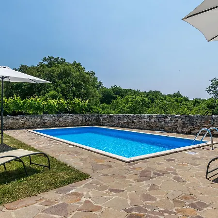 Elegant In Istria With Outdoor Pool